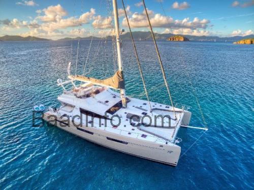 Privilege 745 anmeldelser og tekniske specifikationer